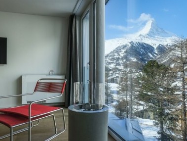 Salon avec vue sur le Cervin - Maison de vacances legendär