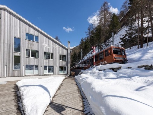 Aussenansicht im Winter - Ferienhaus legendär