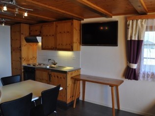 Küche mit Essbereich - Ferienhaus Lindy