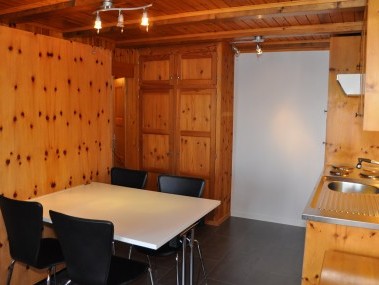 Küche mit Essbereich - Ferienhaus Lindy