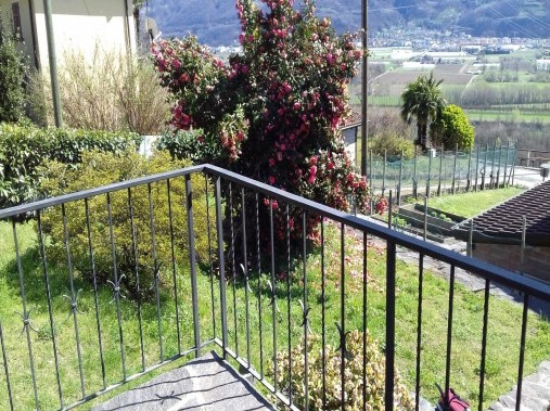 Exterior view in summer - Holiday house Diego Braghetta