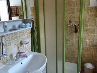 Badezimmer - Ferienhaus Rustico Diego Braghetta