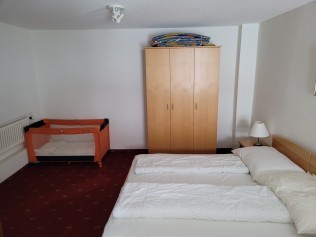 Schlafzimmer - Ferienhaus Schlössli