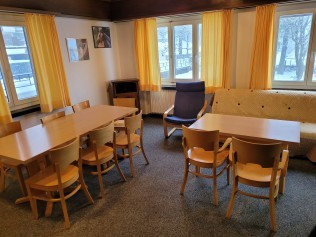 Küche mit Wohnzimmer - Ferienhaus Schlössli