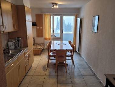 Küche mit Essbereich - Ferienhaus Schlössli