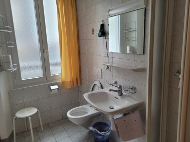 Badezimmer - Ferienhaus Schlössli