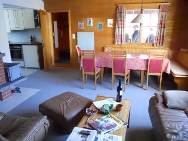 Wohnzimmer mit Essbereich - Ferienhaus Wildente