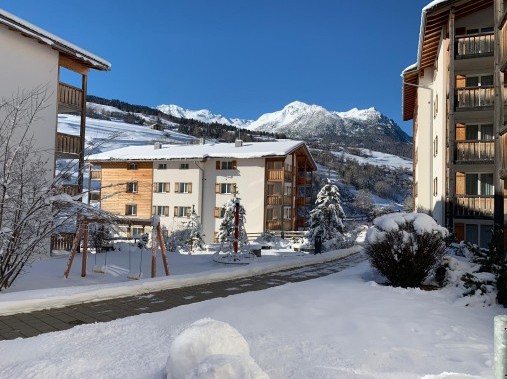 96505_savognin_sursesalpin_aussenansichtwinter1