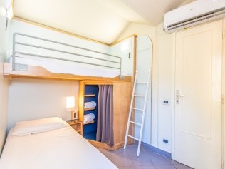 Schlafzimmer - Riva degli Etruschi