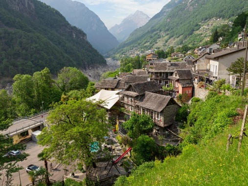 Exterior view of the holiday complex - Rustici della Verzasca