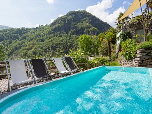 Pool of the holiday complex - Rustici della Verzasca
