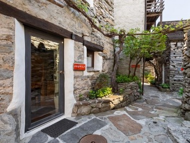 Aussenansicht der Ferienwohnungen - Feriensiedlung Rustici della Verzasca