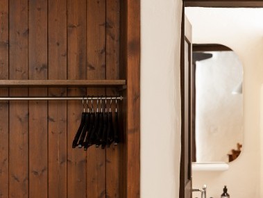 Garderobe - Feriensiedlung Rustici della Verzasca
