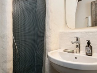 Badezimmer - Feriensiedlung Rustici della Verzasca