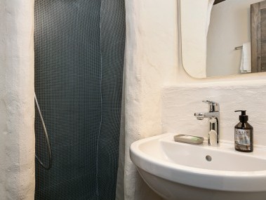 Badezimmer - Feriensiedlung Rustici della Verzasca