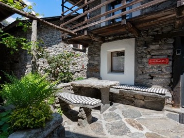 Terrasse - Feriensiedlung Rustici della Verzasca
