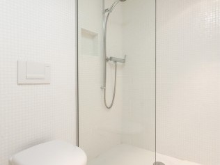 Badezimmer - Feriensiedlung Rustici della Verzasca