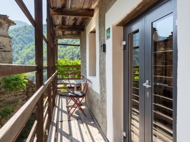 Balkon - Feriensiedlung Rustici della Verzasca