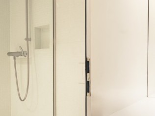 Badezimmer - Feriensiedlung Rustici della Verzasca