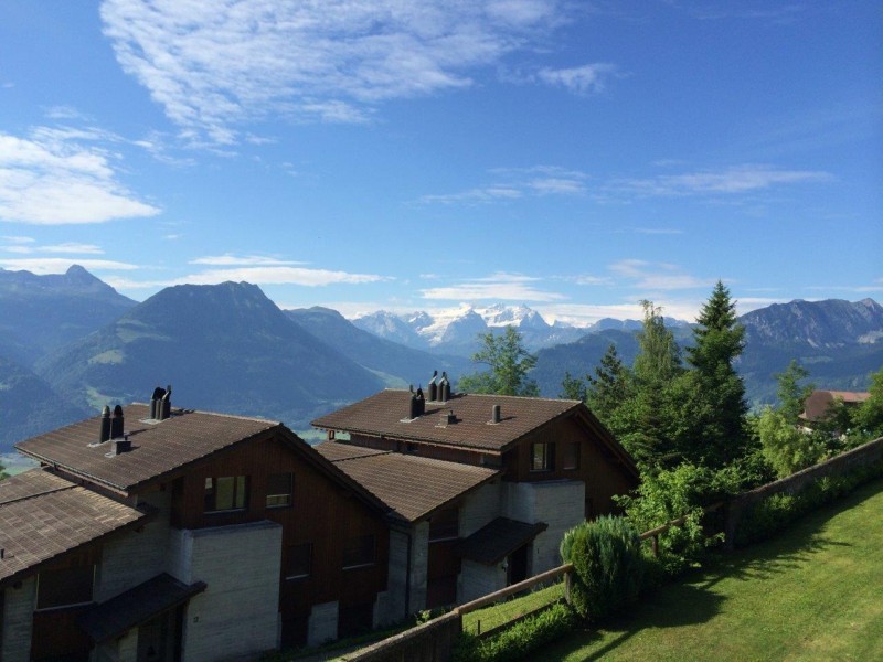 Aussenansicht im Sommer - Feriensiedlung Stockenmatt