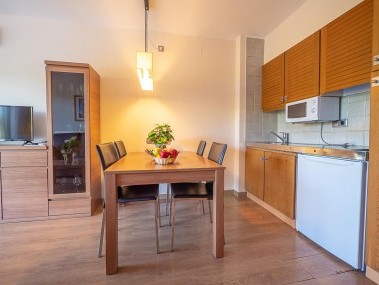 Salon avec coin repas - Golf Beach Residence