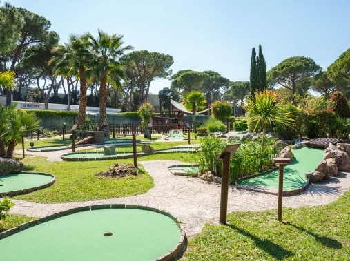Il minigolf funziona sempre. Con tutta la famiglia.