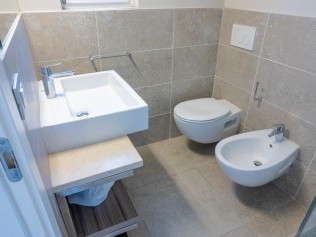 Badezimmer - Ferienwohnung - Golfo del Sole