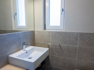 Badezimmer - Ferienwohnung - Golfo del Sole