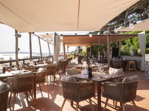 Il Ristorante La Duna vi aspetta - Resort Golfo del Sole