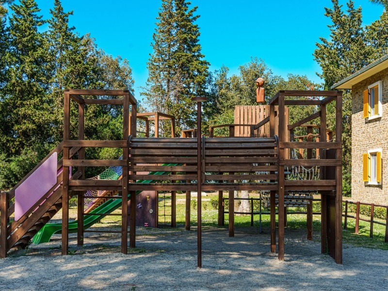 Mehrere Spielanlagen in ganzen Resort