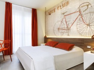 Hotelzimmer - Golfo del Sole Hotel