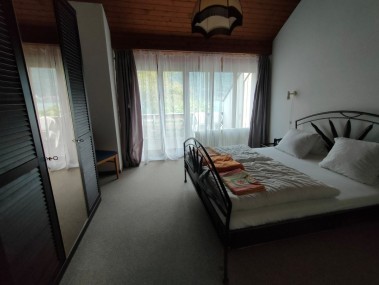 Chambre à coucher - Haus am See Unterterzen