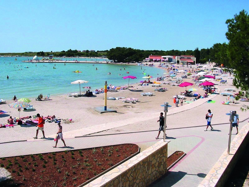 Plage directement au centre de vacances - Holiday Resort Zaton Camping