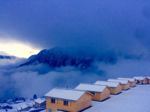 Aussenansicht im Winter - Maiensässresort Aclas Heinzenberg