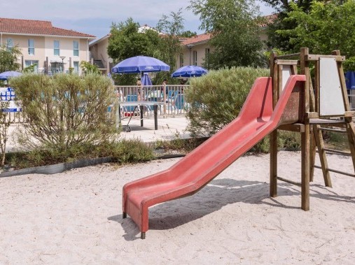 Place de jeux - Résidence Le Petit Pont Odalys