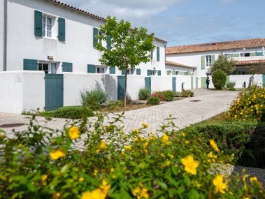 Exterior view of the holiday flat - Odalys Résidence Rêve d'île