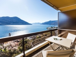 Large Comfort Room mit Seesicht - Parkhotel Brenscino Brissago