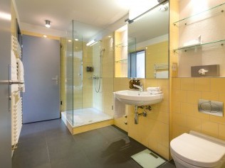 Family room mit Seesicht - Parkhotel Brenscino Brissago