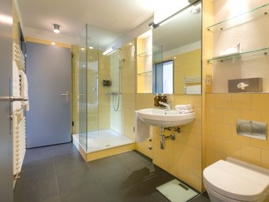 Family room mit Seesicht - Parkhotel Brenscino Brissago