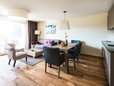 Salon - Peaks Place Apartments