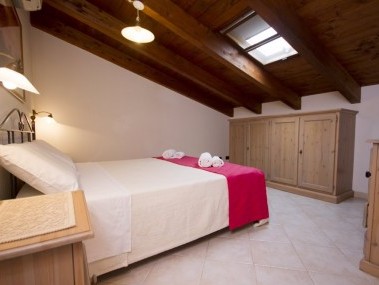 Schlafzimmer - Podere Monte Sixeri Residenze di Campagne