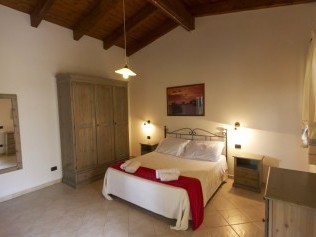 Schlafzimmer - Podere Monte Sixeri Residenze di Campagne