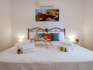 Schlafzimmer - Podere Monte Sixeri Residenze di Campagne