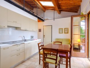 Salon avec coin repas - Poggio all'Agnello