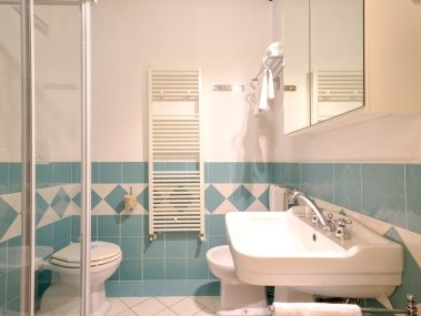 Badezimmer - Poggio all'Agnello