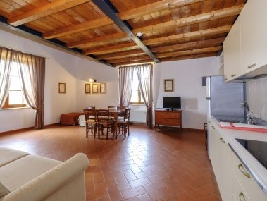 Wohnzimmer mit Essbereich - Poggio all'Agnello