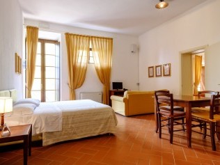 Salon et chambre à coucher - Poggio all'Agnello