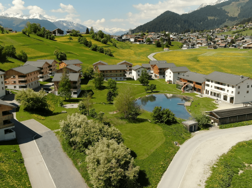 Vue extérieure en été - Pradas Resort