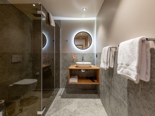 Badezimmer - Pradas Resort