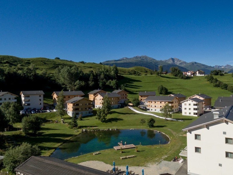 Exterior view in summer - Pradas Resort